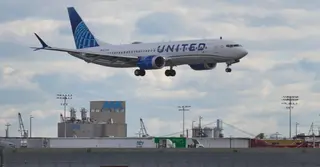 শাটডাউনে যুক্তরাষ্ট্রের ৪০ বিমানবন্দরের ফ্লাইট বন্ধ, যাত্রীদের ভোগান্তি